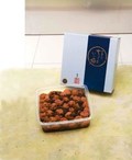 かつお味梅　700g ポリ容器　化粧箱入