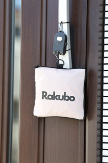 簡易宅配ＢＯＸ「ＲＡＫＵＢＯ」